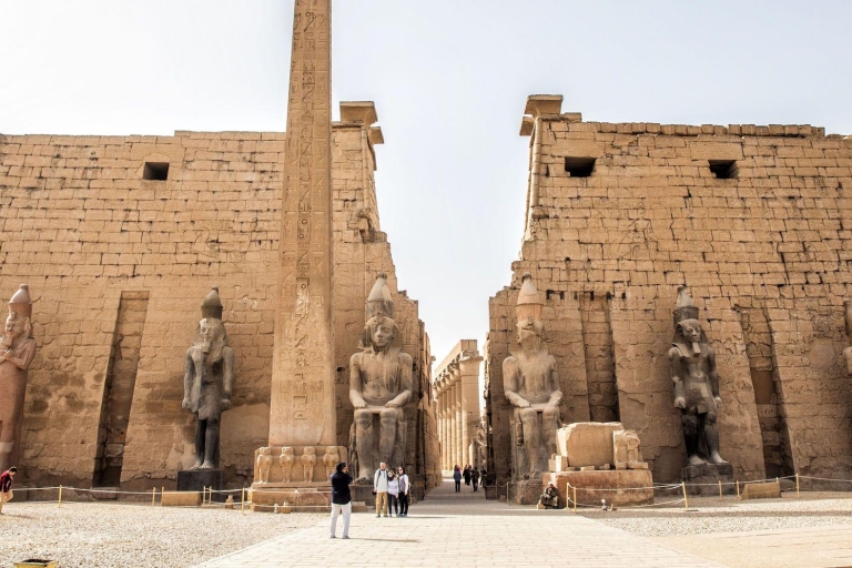 Luxor: Private Full-Day tour to west and east banks&Tut Tomb