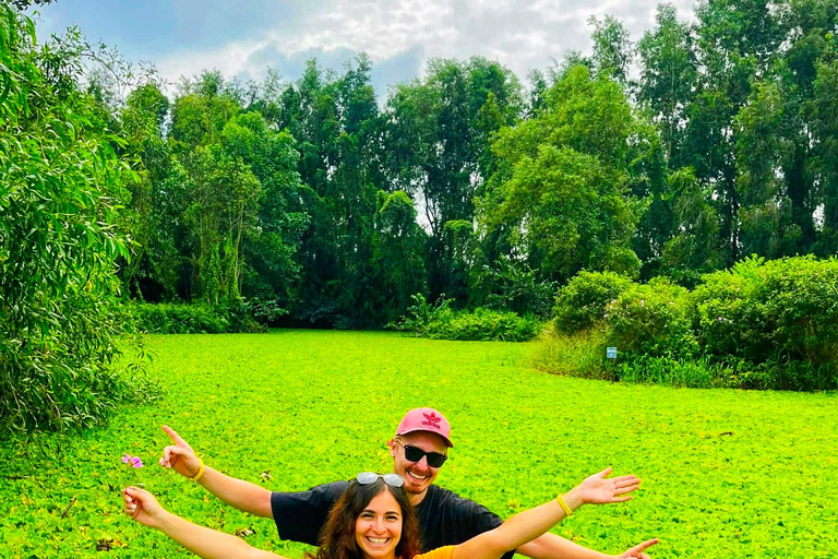 Natuurreservaat en drijvende markt