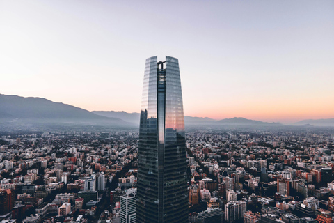 Santiago : quartier financier de Sanhattan, SkyCostanera en optionVisite privée du quartier de Sanhattan avec entrée au SkyCostanera