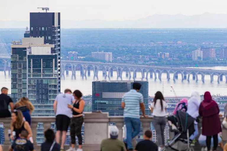 Full-Day Montreal Guided City Tour with Cruise from Ottawa