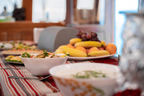 Doha: Traditional Dhow ride with Live BBQ Buffet Dinner Dhow Ride with Live BBQ Buffet dinner incl. Pick & drop