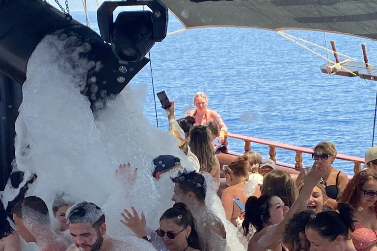 Alanya Pirate Ship Adventure with Swimming Shows &Foam Party Alanya Pirate Boat Wıth Transfer
