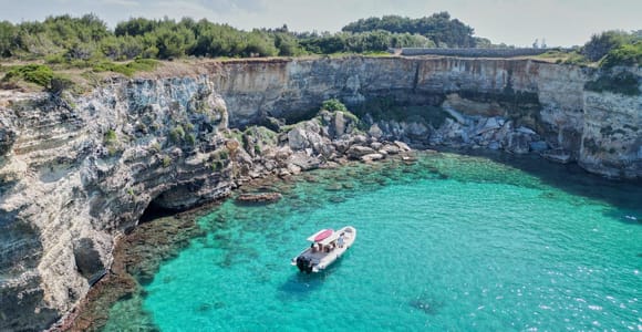 Otranto: Boat Excursion Along the Coast with Swimming Stops and Apéritif