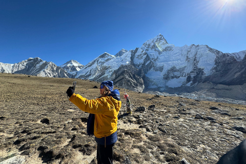 Everest Base Camp & Gokyo Lake Helicopter Flight landing Gokyo Lake Helicopter Flight Tour with Breakfast