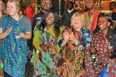 Victoria Falls: Scenic and Culture Tour with Boma Dinner