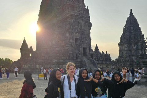 Lo más destacado de Yogyakarta: tour por el volcán Merapi y los templosPuntos destacados de Yogyakarta: tour por el volcán Merapi y los templos