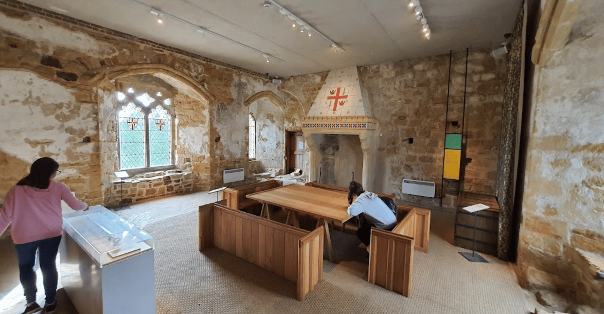 1066 Bataille de Hastings, Entrez sur le champ de bataille - Hizvo