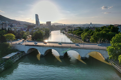 Tiflis 2 Parques: Lago de las Tortugas y Parque Dedaena con mercadillo