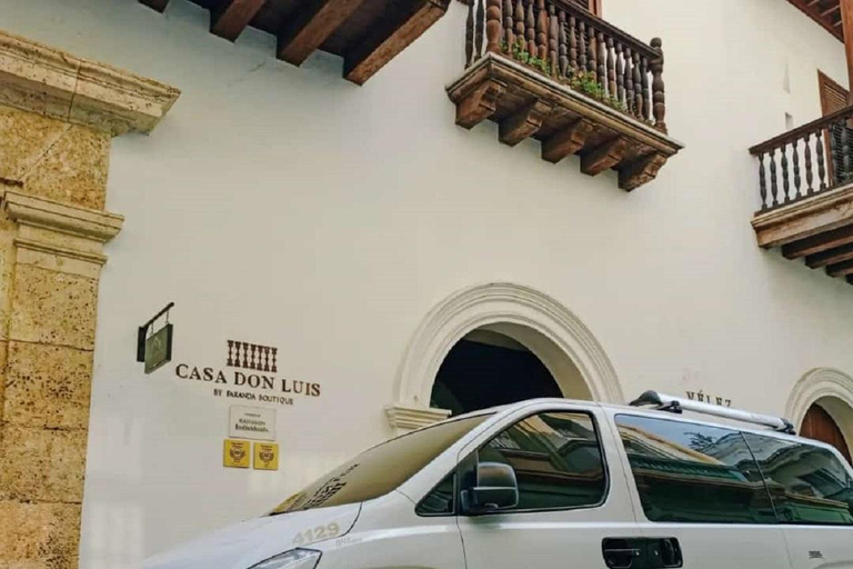 Cartagena: Transfer von den Hotels in Cartagena zum FlughafenCartagena: Transfer von den CENTRO Hotels zum Flughafen