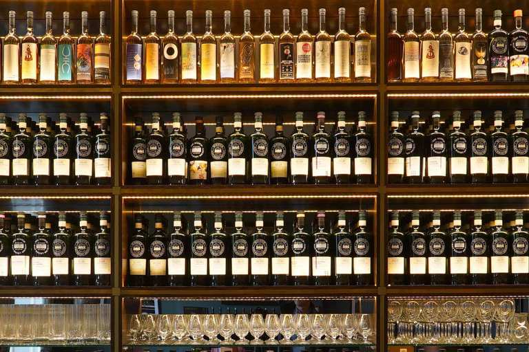 Tour gastronomico di Edimburgo con Eat Walk ToursPranzo nella città vecchia