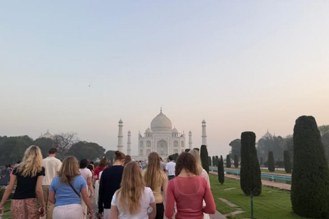 From Delhi: Taj Mahal Sunrise & Agra Fort Tour Private Tour Guide Services (Agra)