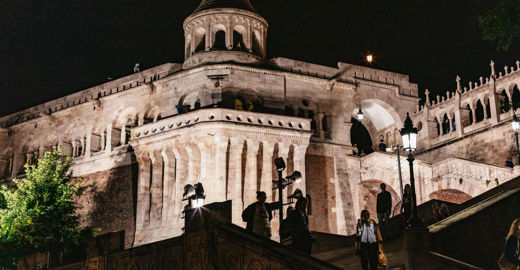 Budapest: Buda Castle District Vampires and Myths Night Tour photo 2