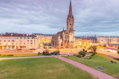 Caen: privé wandeltour op maat met een lokale gidsCaen: 4 uur privé wandeltour op maat