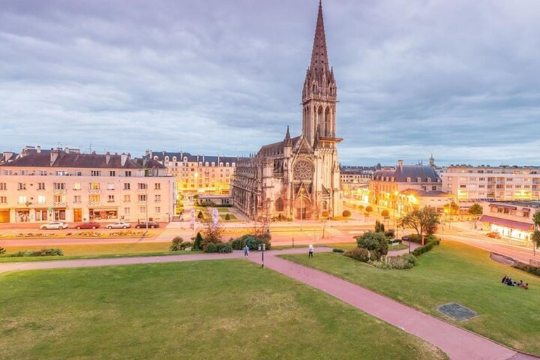 Caen: privé wandeltour op maat met een lokale gidsCaen: 4 uur privé wandeltour op maat