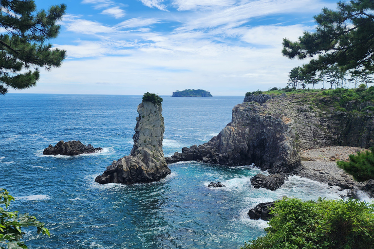 Jeju: Escursione sul monte Hallasan e tour di un giorno dei siti UNESCO