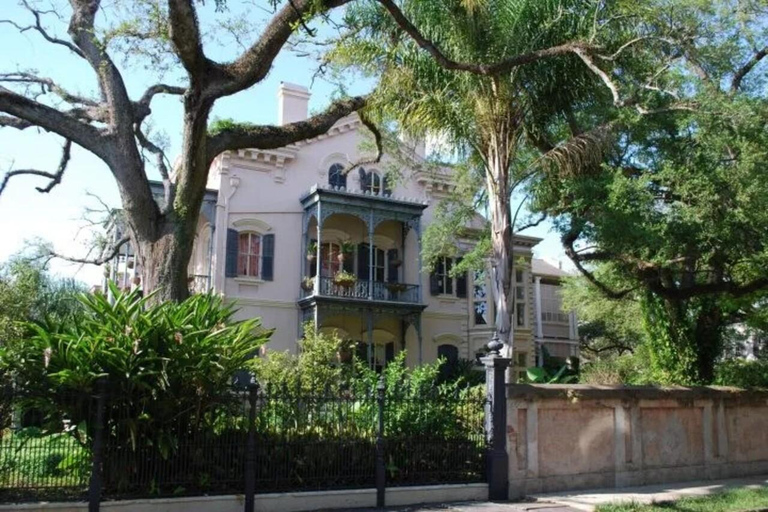 New Orleans: Garden District Walking Tour