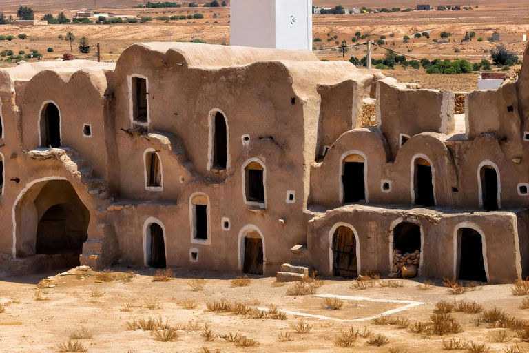 Djerba : Tataouine and Chenini Day Trip with Lunch