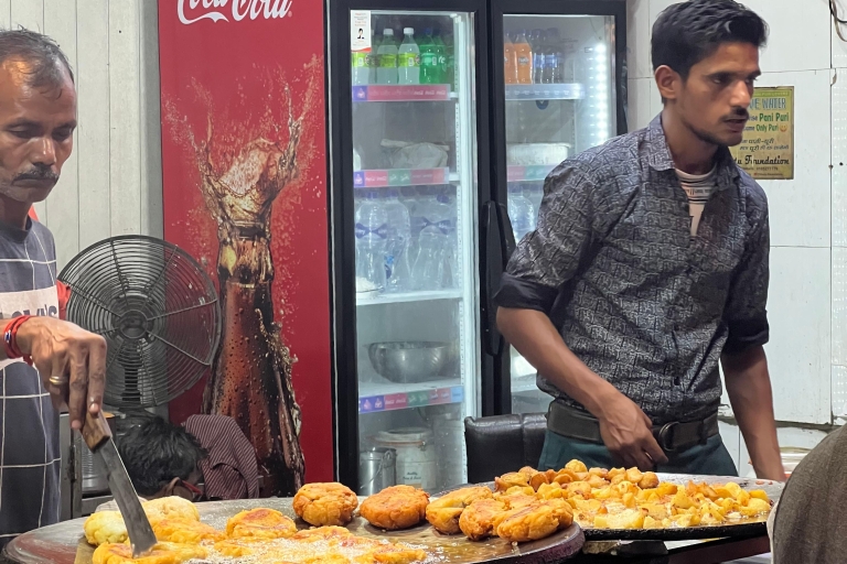Best 3 hour Evening Street Food & Local Bazar Tour in Agra Local Street Food & Local Bazaar by Tuk-Tuk