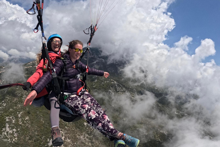 Tandem Paragliding in Fethiye, Oludeniz | Female Pilot