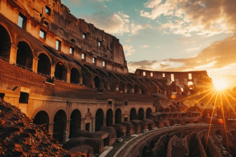 Rome: 2,5 uur durende Colosseum Moonlight-tour met kleine groepenRondleiding in het Engels