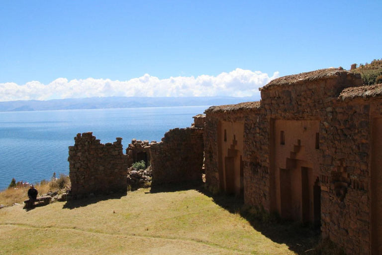 Depuis La Paz : Excursion en groupe au lac Titicaca et à l&#039;île du Soleil