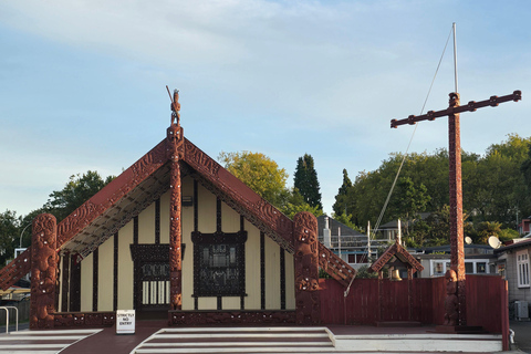 Auckland: Māori Village & Wai-o-Tapu & Blue Springs