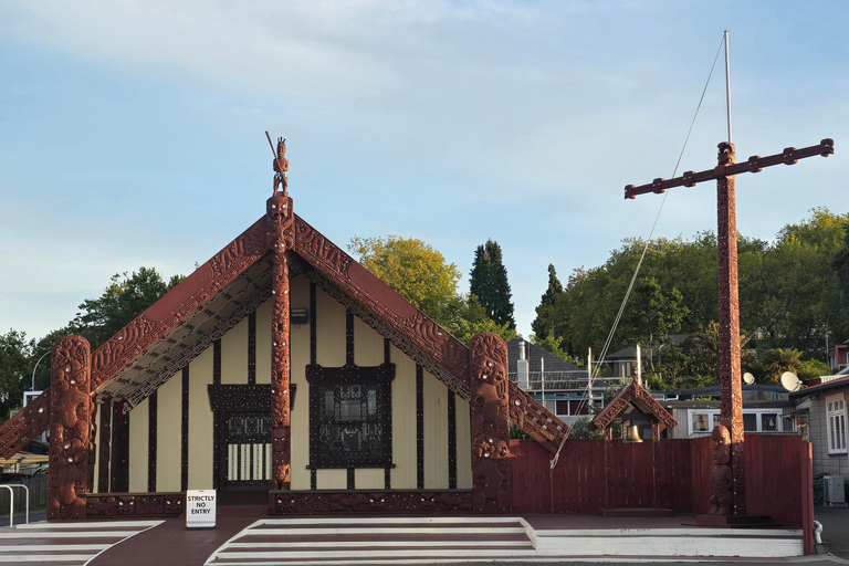 Auckland: Māori Village & Wai-o-Tapu & Blue Springs