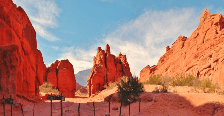 From Salta: Cafayate, land of wines and imposing ravines