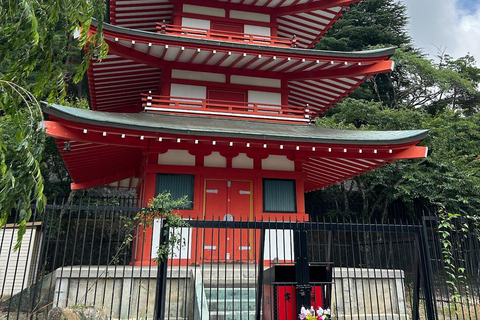 Mt Fuji Day tour by Car with English speaking driver Guide