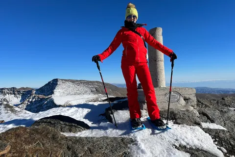 Granada: Sierra Nevada Veleta Peak Trek with Lunch