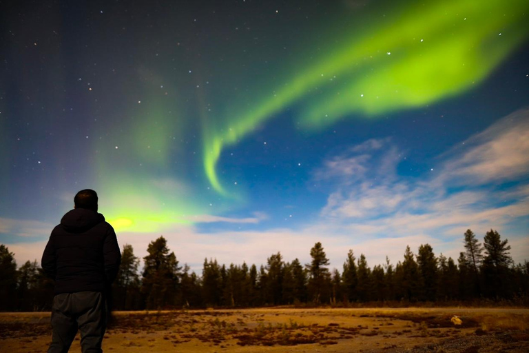 Saariselkä,Kakslauttanen: Aurora Hunting & Photography Tour. Private Aurora Hunting & Photography Tour By Minivan