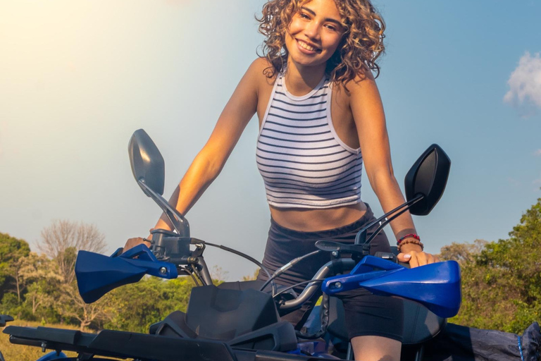Visite guidée en quad à El Salto de MalacatiupanVisite guidée en quad avec découverte de la cascade de Malacatiupan