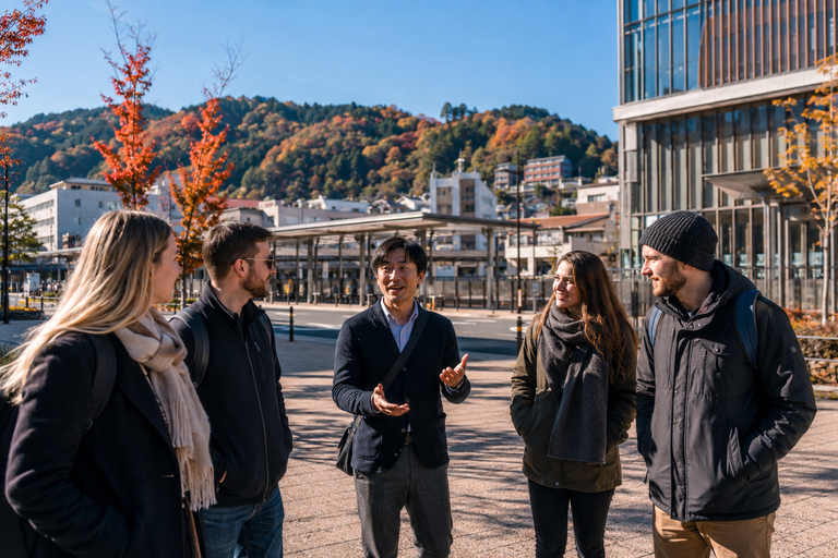 Takayama: Private Old Town, Temples & Autumn Colors Walk