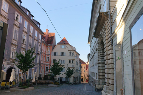 Graz Winter Walking Tour with Christmas Markets GRAZ: PRIVATE WINTER WALKING TOUR