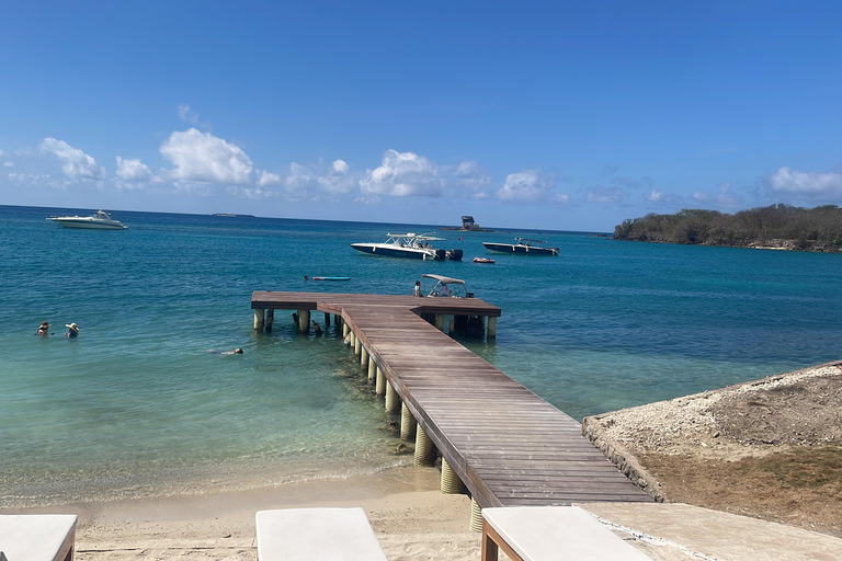 Cartagena: prywatna wyspa z tropikalnym koktajlem