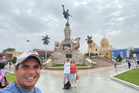 Trujillo: Guided Walking Tour with Market Visit & Tastings