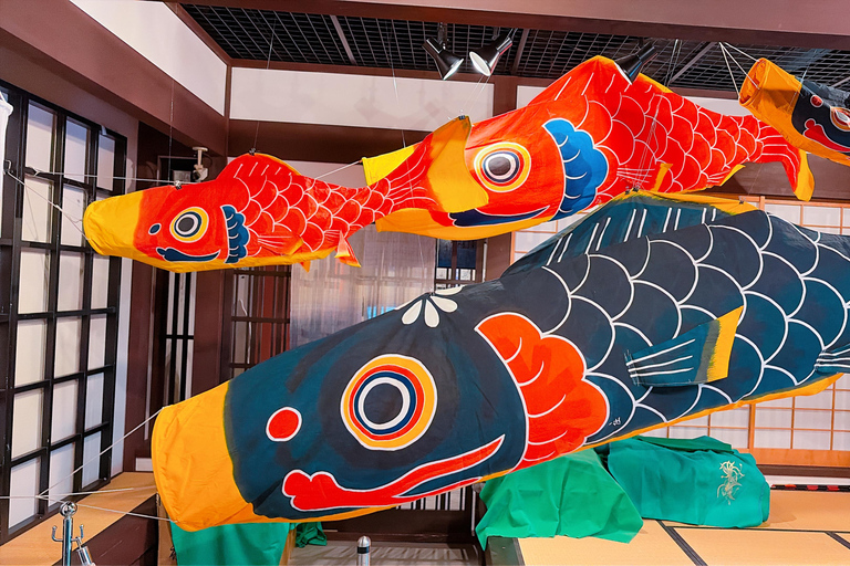 Gujo Hachiman Day Trip: Mountain Castle & Traditional Town The popular Gujyo town tour