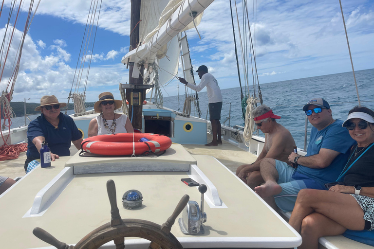 St. Kitts i Nevis: Schooner Alexander Hamilton Sailing ...