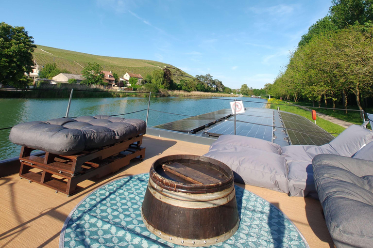 3 Hours Semi Private Solar Boat Cruise in Champagne