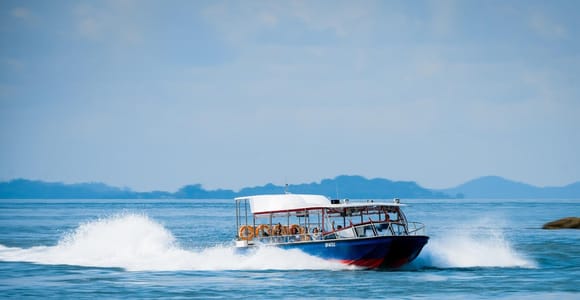 Albatross Hop-On Hop-Off Speedboat Pass (1-Day Unlimited)