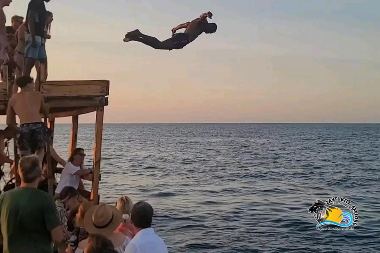 نونغوي: اسبح مع السلاحف في أكواريوم بركة واستمتع برحلة على قارب الداو وقت غروب الشمس