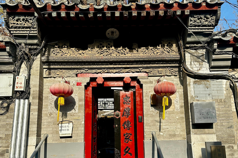 Lao Beijing Shichahai Hutong: Courtyard, Opera, Tea & Snacks Exclusive Private Shichahai Hutong Tour(Private tour)