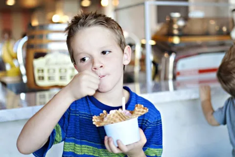 Orlando: Flavors of ICON Park Food Tour