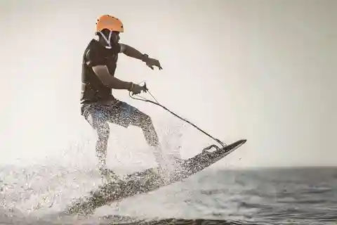 Muscat: Lezione di E-Surf