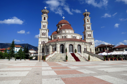 Von Tirana aus: Korce, Voskopoja und Dardha