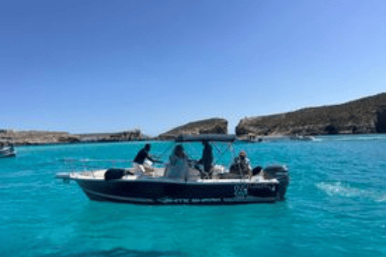 Cirkewwa/Mgarr: Blaue und kristallklare Lagune Privater Bootscharter