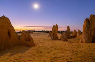 Ab Perth: Sonnenuntergang und Sternenbeobachtung mit Abendessen