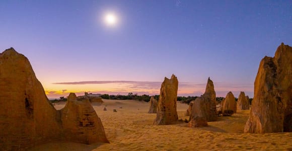 Ab Perth: Sonnenuntergang und Sternenbeobachtung mit Abendessen