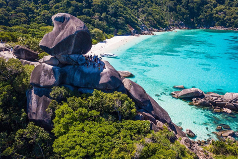 Phuket: Similan Islands Speedboat Tour with Lunch
