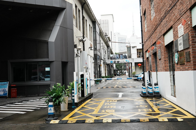Shanghai: Suzhou Creek Industrial Heritage Walking Tour